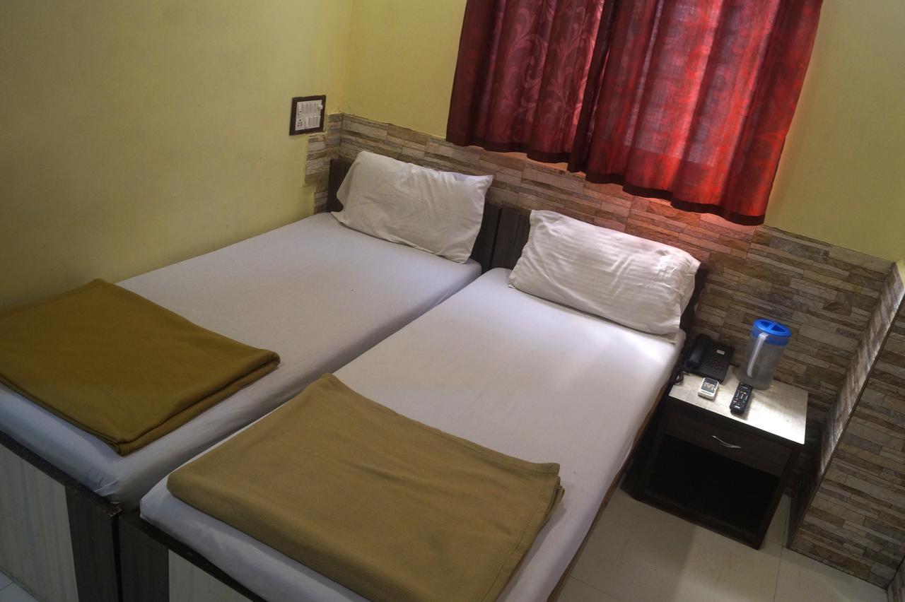 Hotel Zam Zam Palace Mumbai Exterior photo