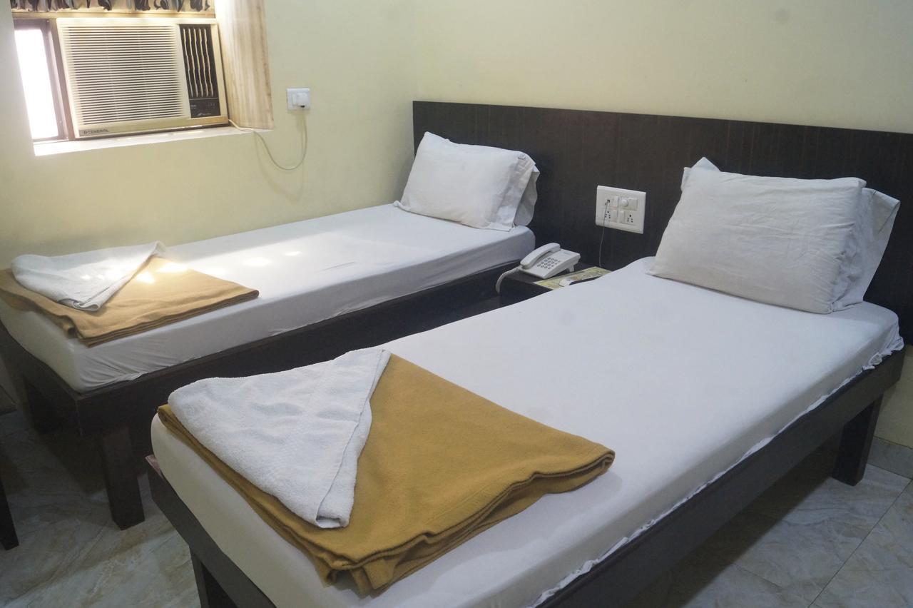 Hotel Zam Zam Palace Mumbai Exterior photo